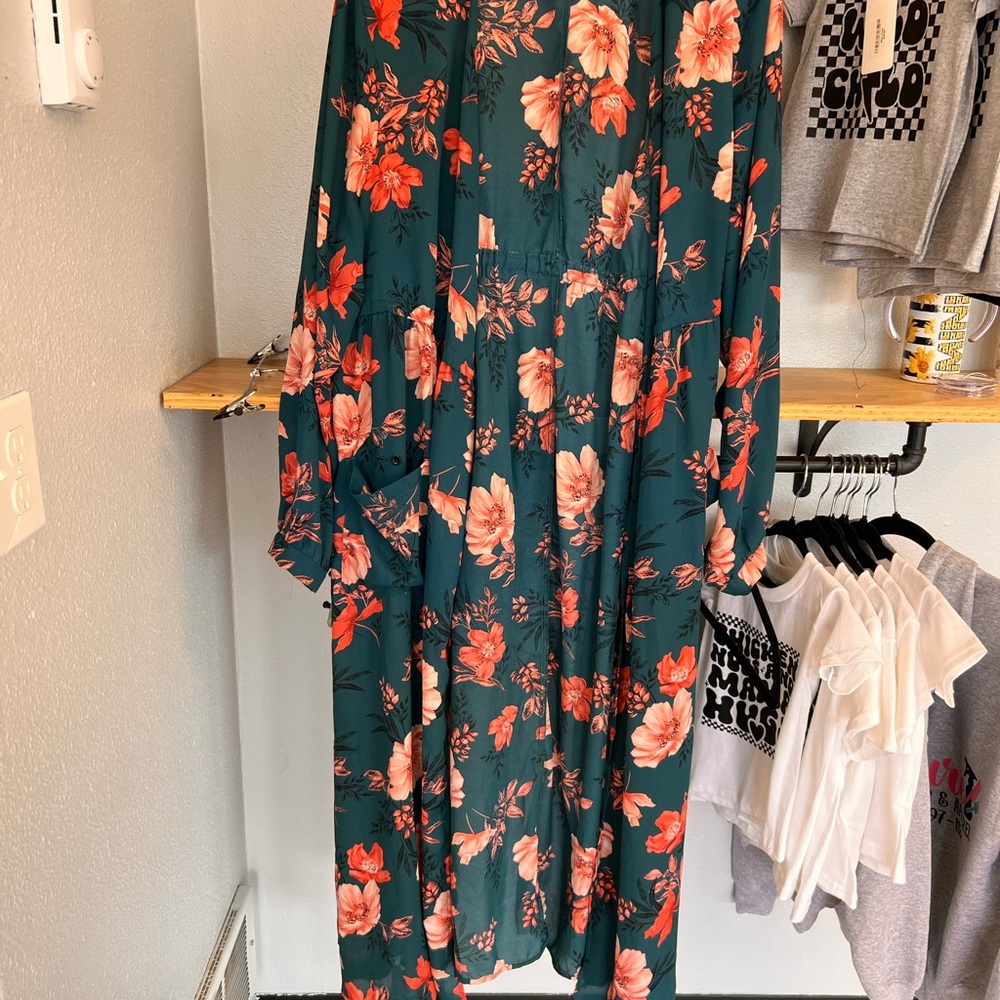Torrid Floral Kimono in Green and Red